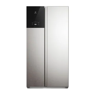 Foto frontal da geladeira Electrolux ES60S · bivolt