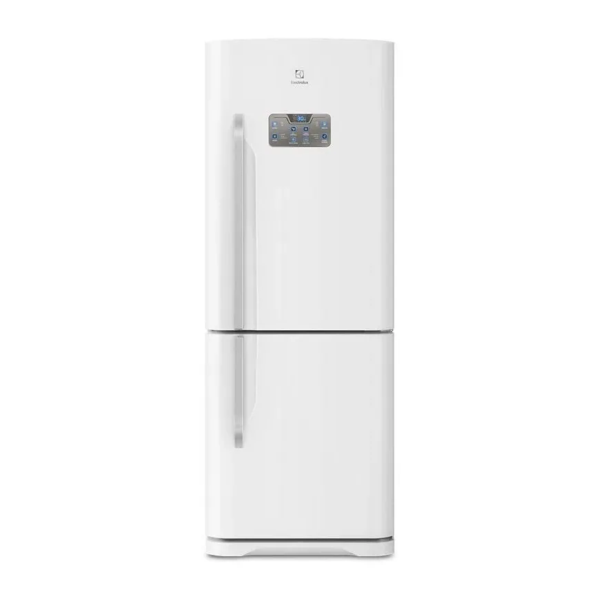 Foto frontal da geladeira Electrolux IB53, acabamento Branco