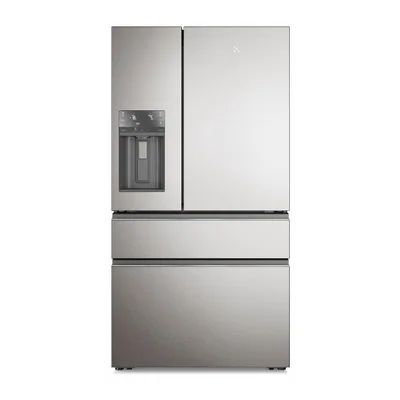 Foto frontal da geladeira Electrolux IM9CS · 127 V ou 220 V