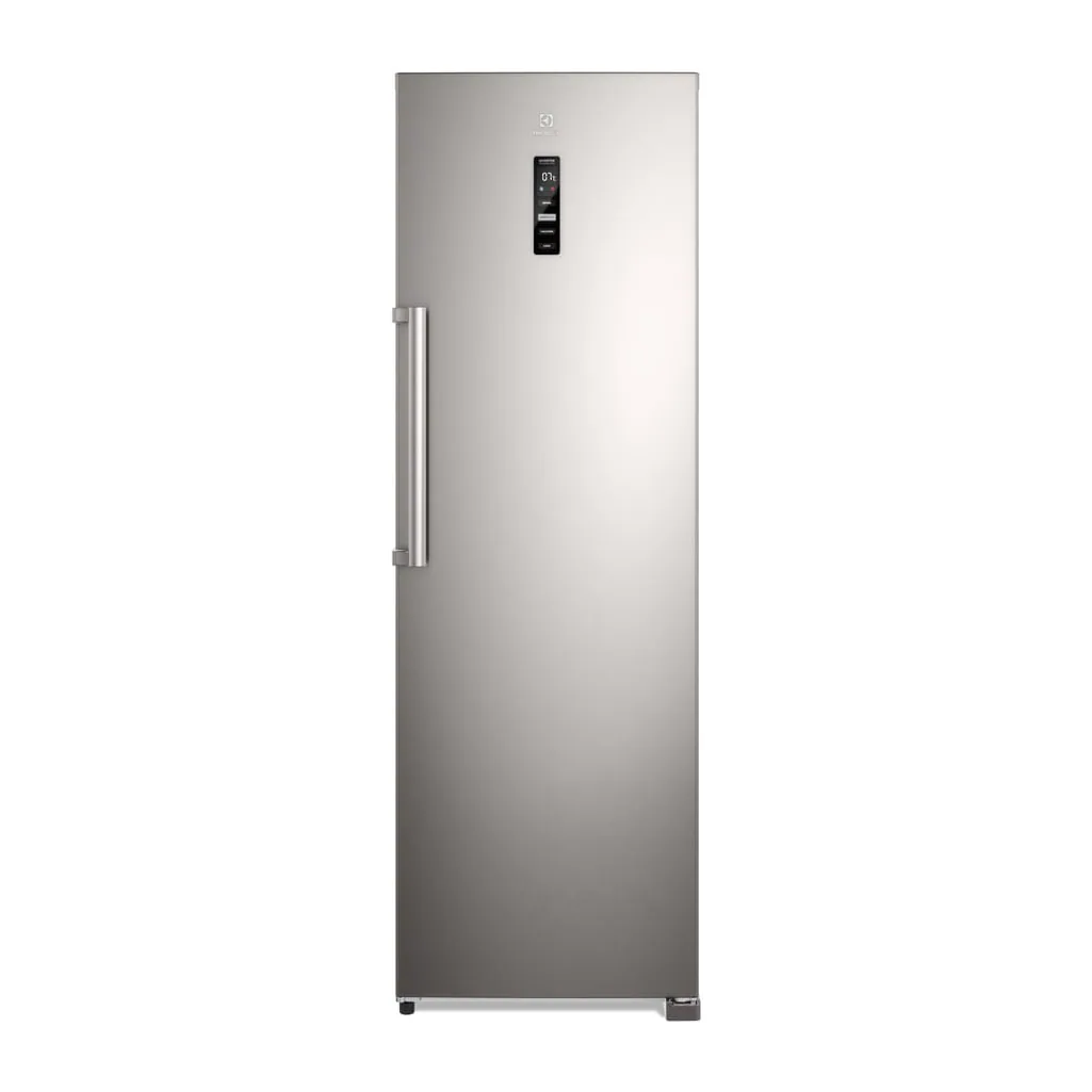 Foto frontal da geladeira Electrolux RTI4S