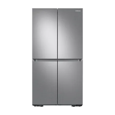 Foto frontal da geladeira Samsung RF59A7011 · 127 V ou 220 V, acabamento Silver